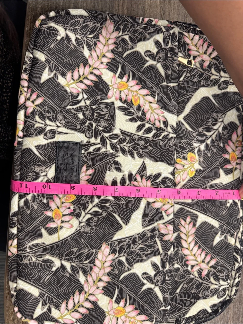 Lexbreezy Floral Black & Pink Laptop Sleeve